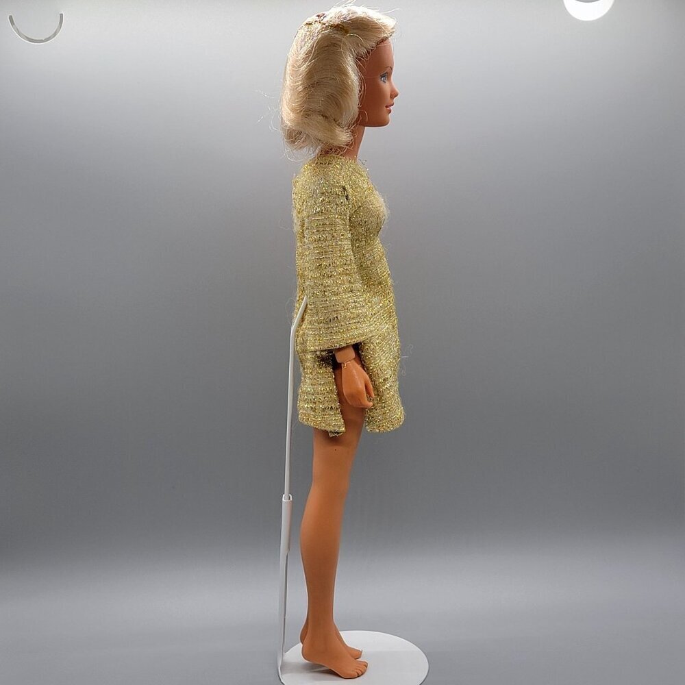 Vintage 1978 Kenner Darci Covergirl Doll in Disco Gold - Picture 5 of 11
